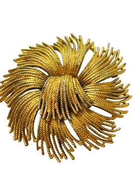 Monet Vintage Signed 1960s Cordelia Gold Toned Sunburst Brooch ASO Mad Men
